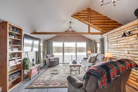 Waters Edge Retreat on Butternut Lake! House in Wisconsin