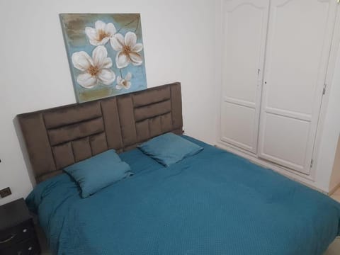 Bedroom, wardrobe