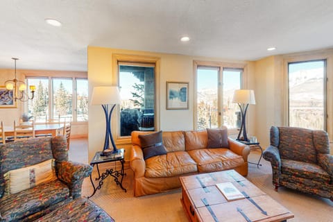 Lorian 14 - Lorian Vistas Apartment in Mountain Village