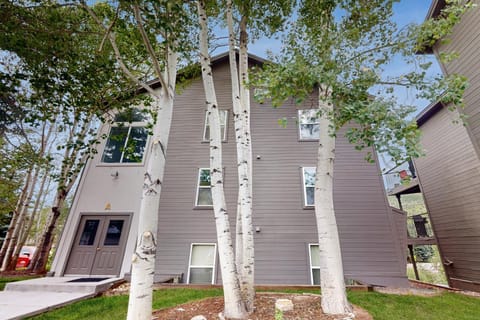 Bridgewater Sanctuary Apartment in Avon