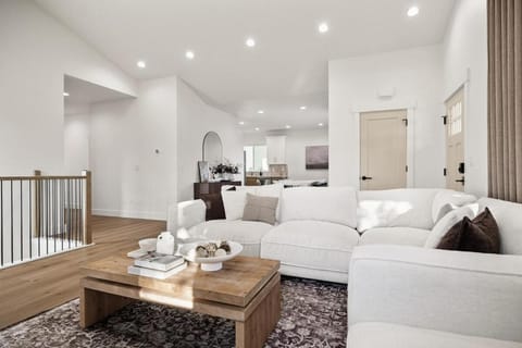 New! Cozy Cottage in Spokane Valley House in Spokane Valley