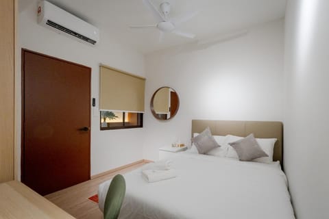 Bed, Photo of the whole room, Bedroom, towels, air conditioner