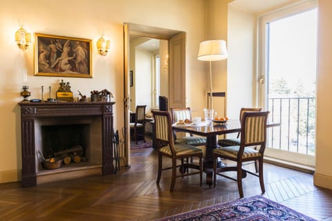 Living room, flat iron
