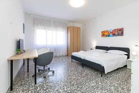 Fucini Rooms Mestre Posizione strategica e comfort moderno Bed and Breakfast in Venice