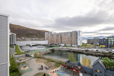 Arctic Penthouse I Central I Views Apartment in Tromso