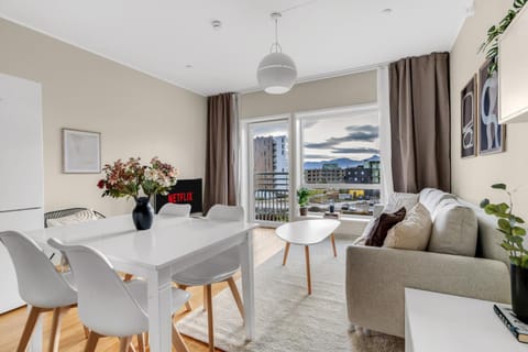 Arctic Penthouse I Central I Views Apartment in Tromso