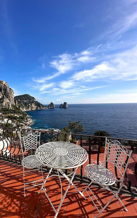 Patio, Day, Natural landscape, View (from property/room), Balcony/Terrace, Sea view