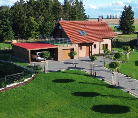 DOMEK NA WZGÓRZU Kołobrzeg -Budzistowo Villa in West Pomeranian Voivodeship, Poland