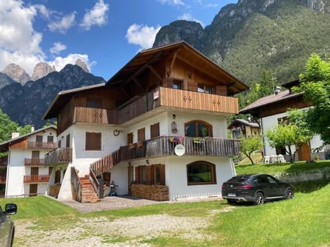 Appartamenti Elda Zandegiacomo Apartment in Friuli-Venezia Giulia