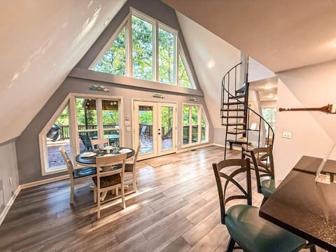 Private Lakefront Home wDockKayaks4BD2BA-12PP House in Sunrise Beach