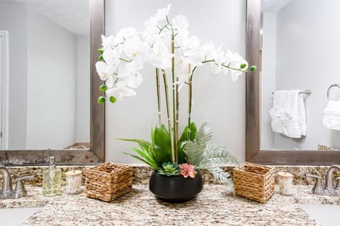 Cozy and Private home in Roswell House in Georgia