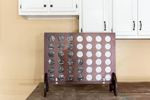 Tranquil Forest in the heart of Roswell House in Sandy Springs