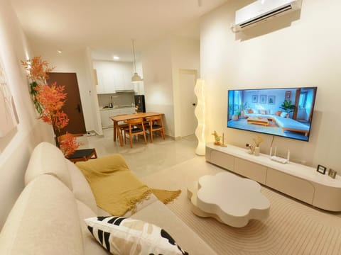 Living room, Photo of the whole room, Evening entertainment