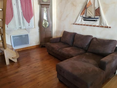 L'escapade 12 personnes 6 chambres Apartment in Jullouville