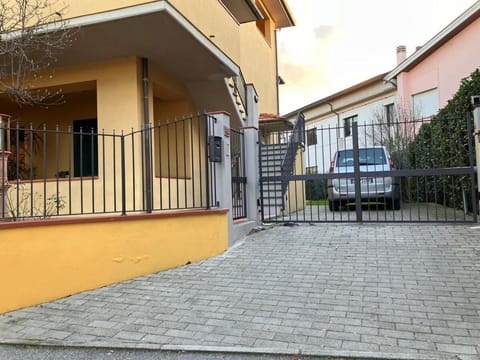 Day, Street view, Parking