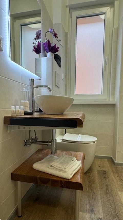 casa particular 40-relax e comodità con posto auto Apartment in Trieste