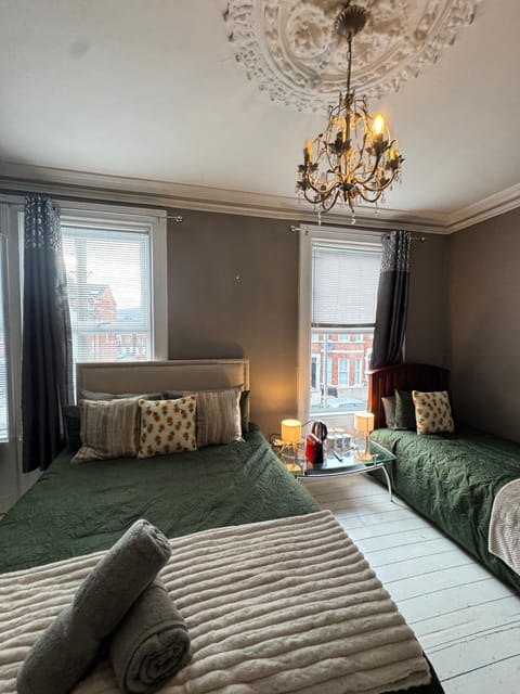 Cozy House Great Location Bed and Breakfast in Belfast