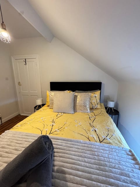 Cozy House Great Location Bed and Breakfast in Belfast