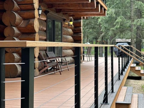 Living Well Lodge with Panoramic Views House in Idaho