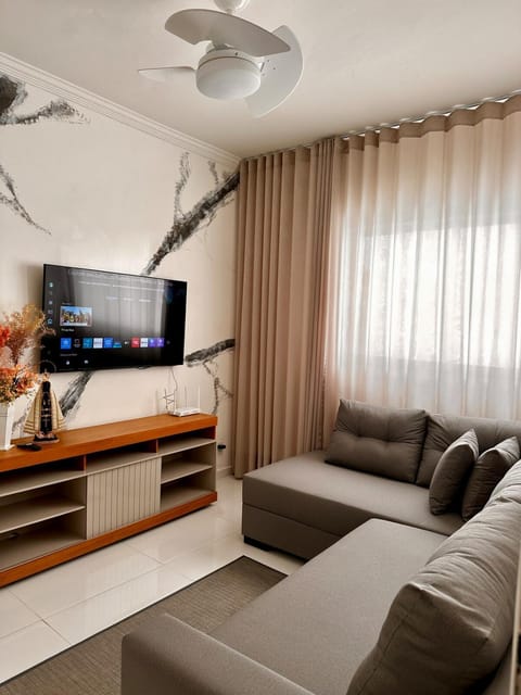 Communal lounge/ TV room, TV and multimedia