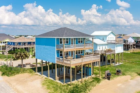 Oceanfront Manor home House in Bolivar Peninsula