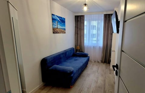 TV and multimedia, Photo of the whole room, Seating area, wardrobe