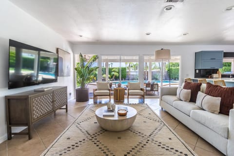 The Casa Geatway 18 sleepers Villa in Palm Springs