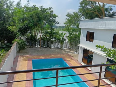 Pool view, Swimming pool