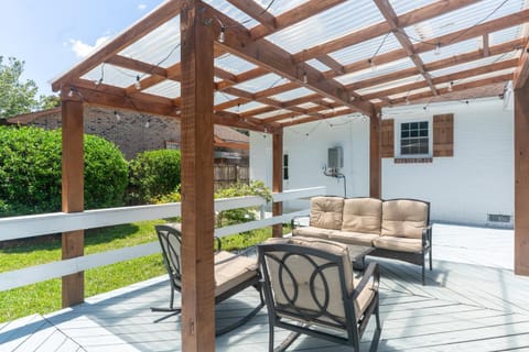 Patio, Garden, Balcony/Terrace, Seating area