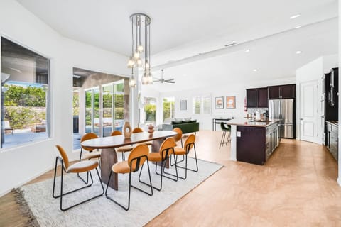 Your Relaxing Getaway Private Villa with Pool & Spa Villa in Palm Springs