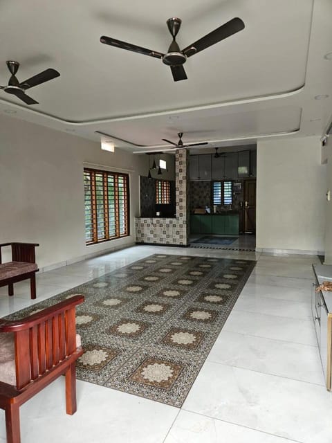 Communal lounge/ TV room, Seating area