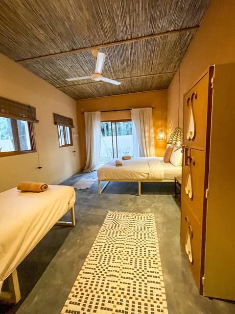 Bed, Photo of the whole room, Bedroom, wardrobe
