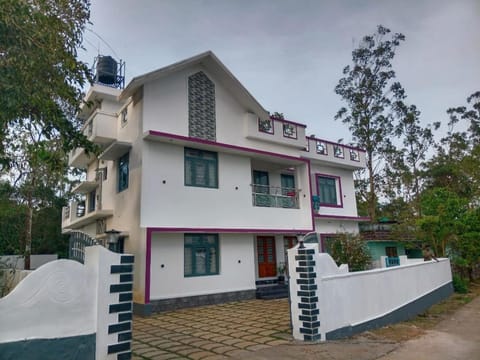 Property building, Day