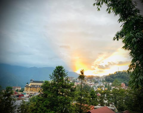 Day, Natural landscape, Mountain view, Sunset