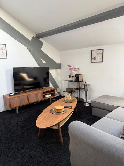 Communal lounge/ TV room, TV and multimedia
