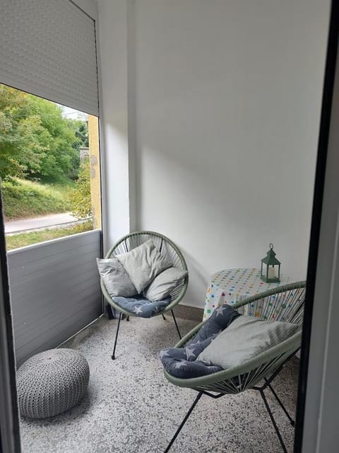 Seating area, Garden view