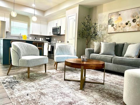 Kitchen or kitchenette, Living room, Seating area