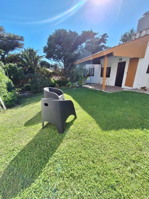 Off site, Garden