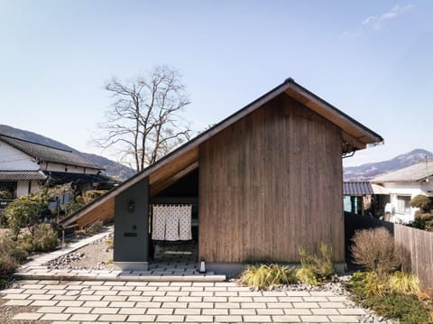 Property building, Day, Natural landscape, Mountain view