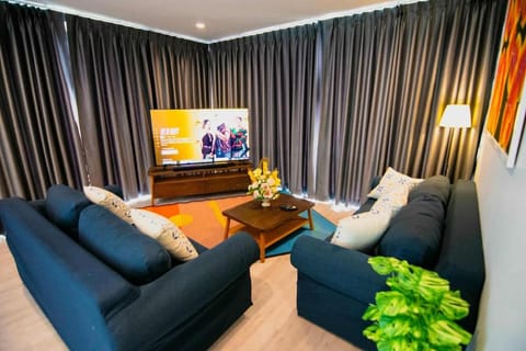 Living room, Evening entertainment