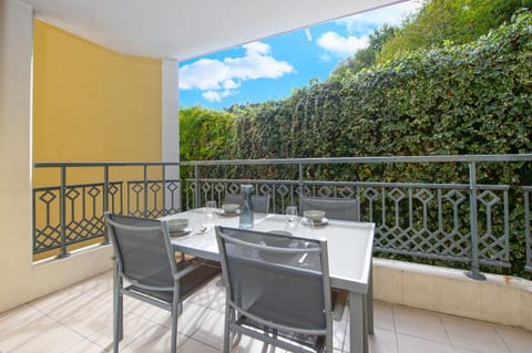 Balcony/Terrace, Dining area