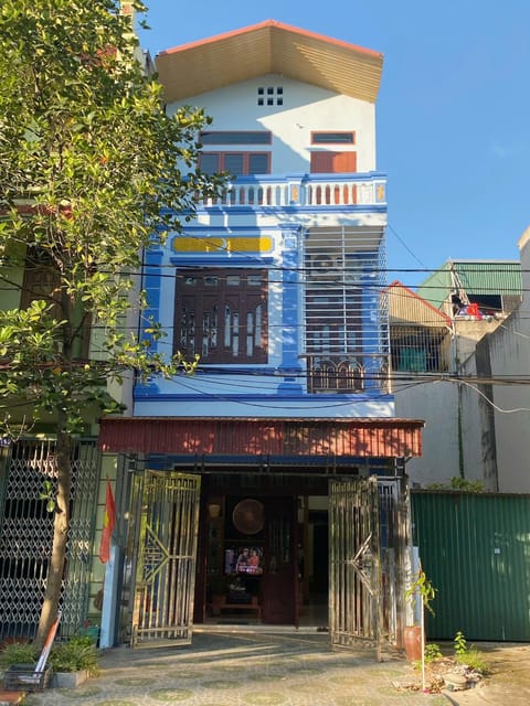 Property building, Day