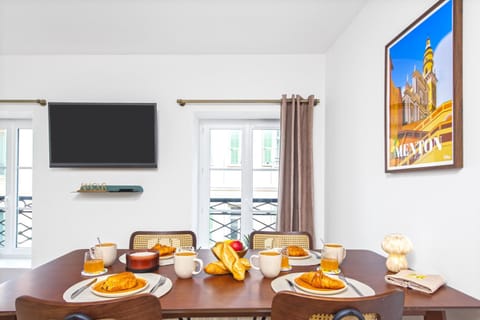 TV and multimedia, Dining area, Breakfast