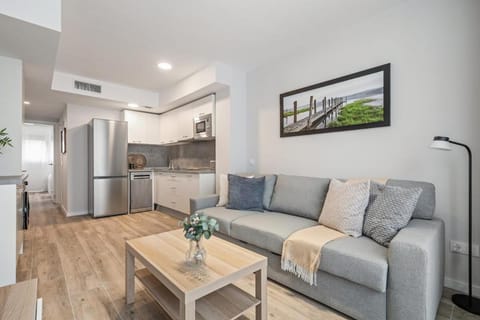 Bright flat in General Ricardos - 1B Apartment in Madrid