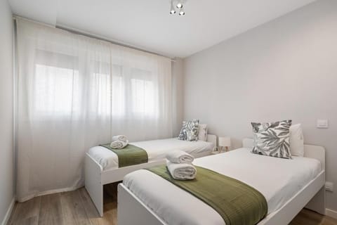 Bright flat in General Ricardos - 1B Apartment in Madrid