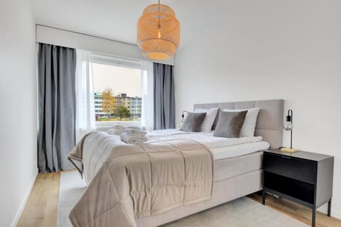 NEW! Koda Aava - Parking, River View, Luxe Apartment in Rovaniemi
