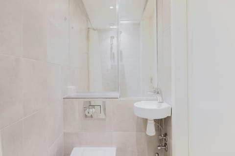 Copenhagen Studio Double Bed and Kitchen 3 Apartment in Copenhagen