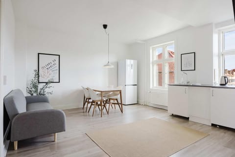 Stunning 6-Pax Valby Apartment in Copenhagen