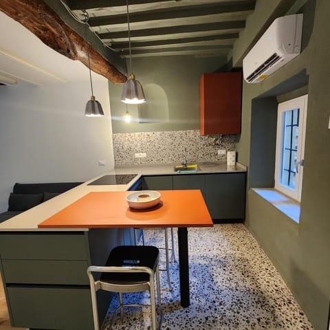 Torta Zena Poldo Apartment in Genoa