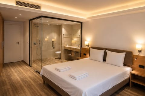 Shower, Bed, Bathroom, Photo of the whole room, Bedroom, towels, wardrobe
